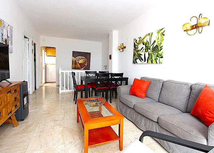 Villa 3 Bed With Stunning View Pc4 *